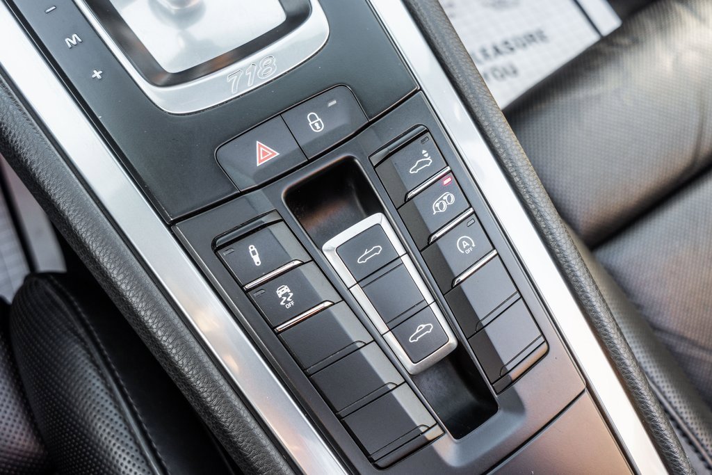 Used 2018 Porsche 718 Boxster GTS image 10