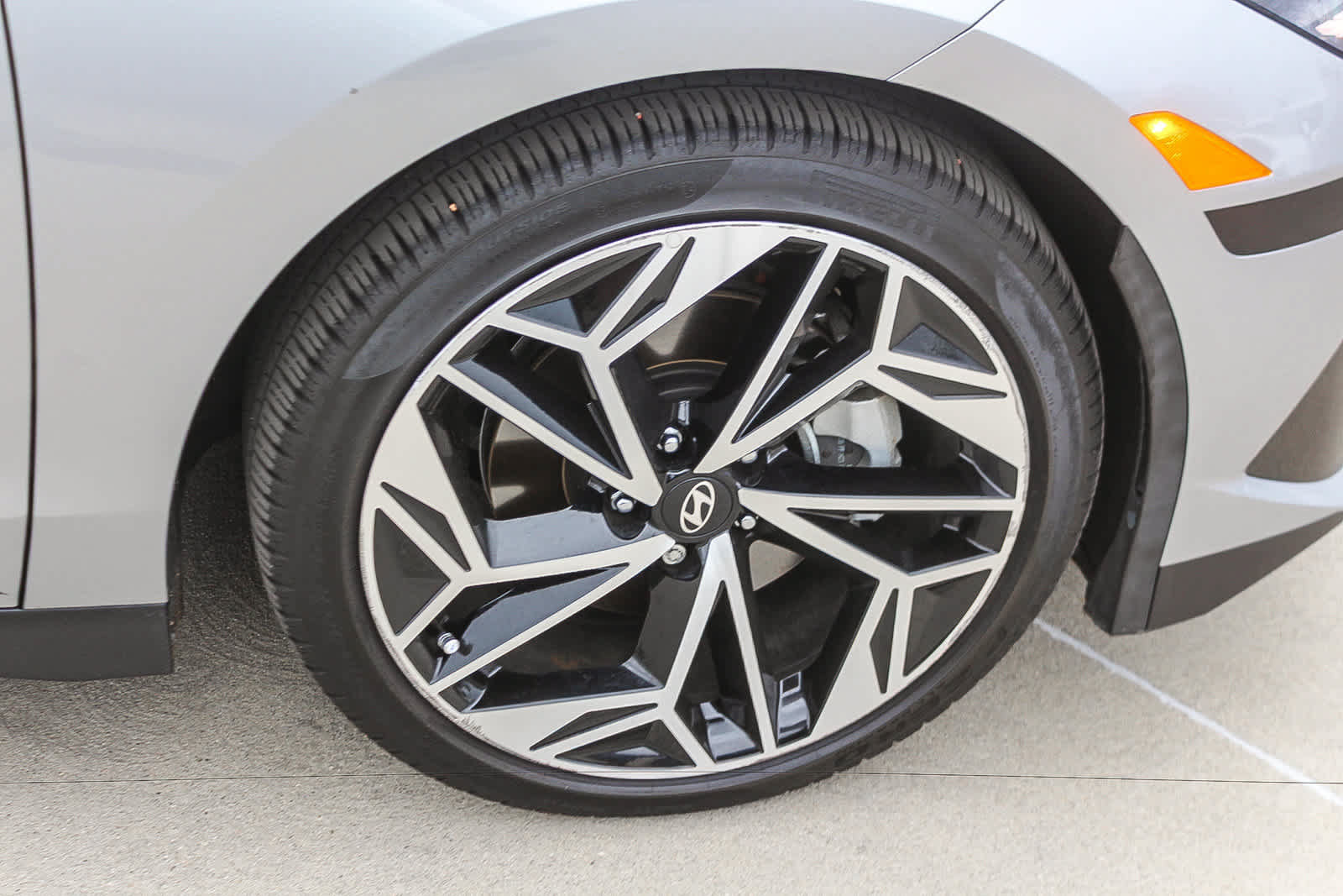 Certified 2023 Hyundai Ioniq 6 Limited RWD image 12
