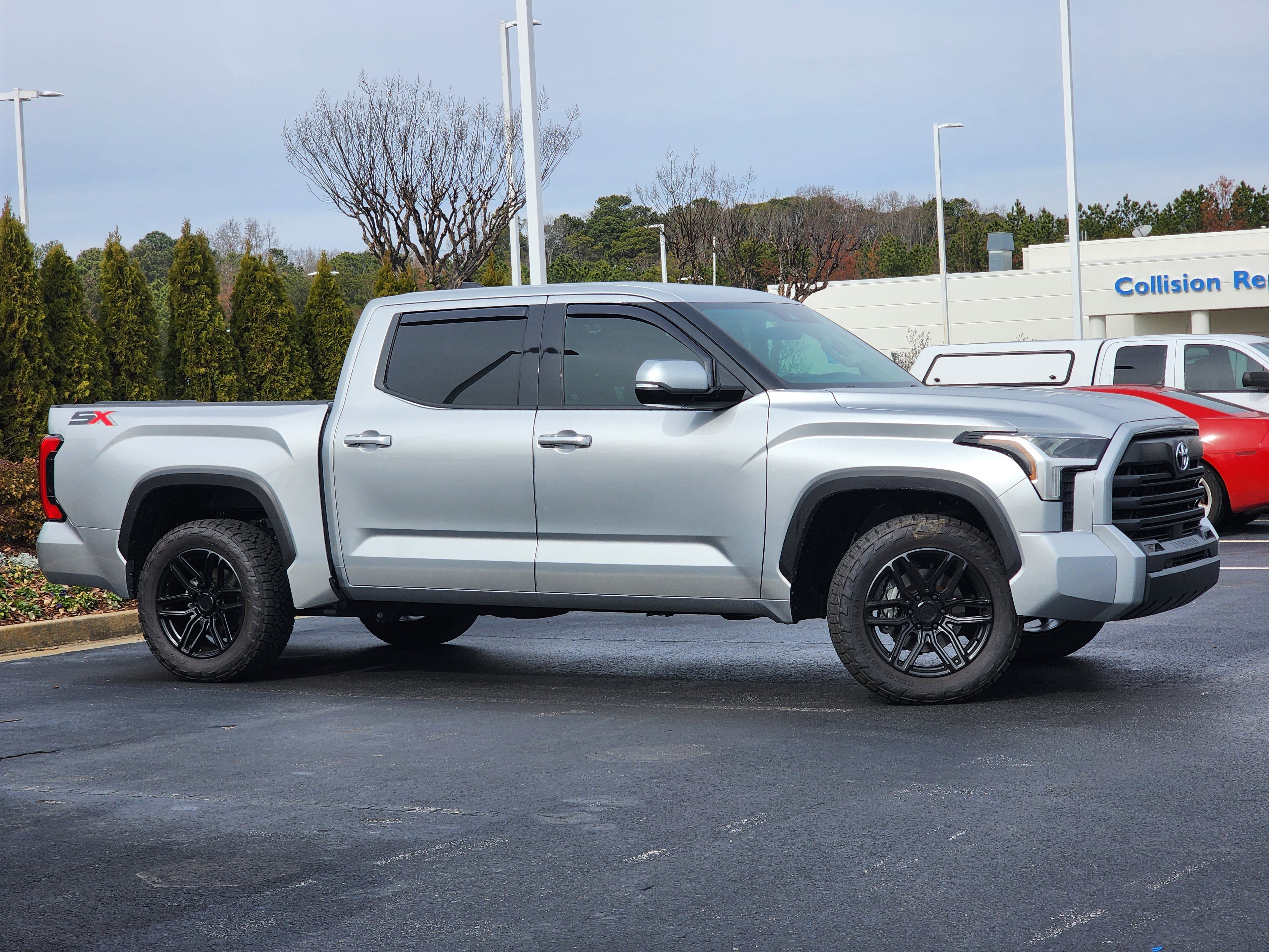 Used 2023 Toyota Tundra SR5 w/ SR5 Convenience Package RWD image 3
