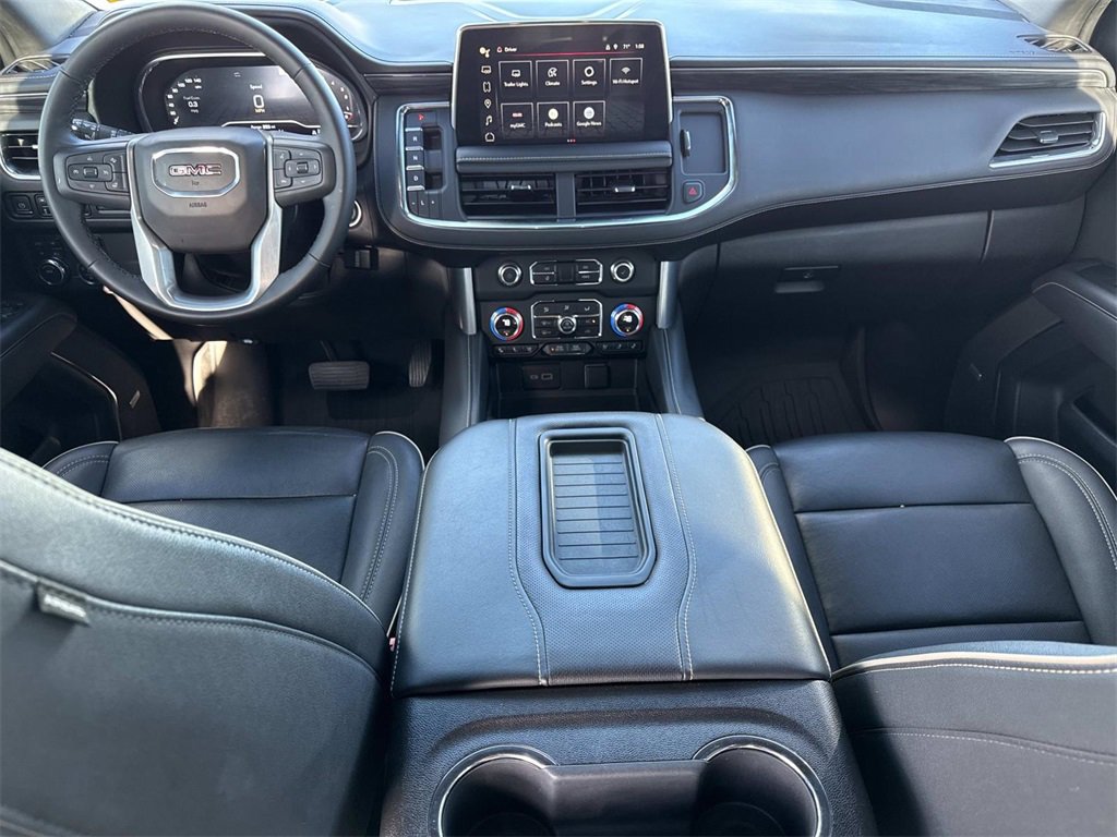 Used 2023 GMC Yukon SLT w/ SLT Luxury Package image 25