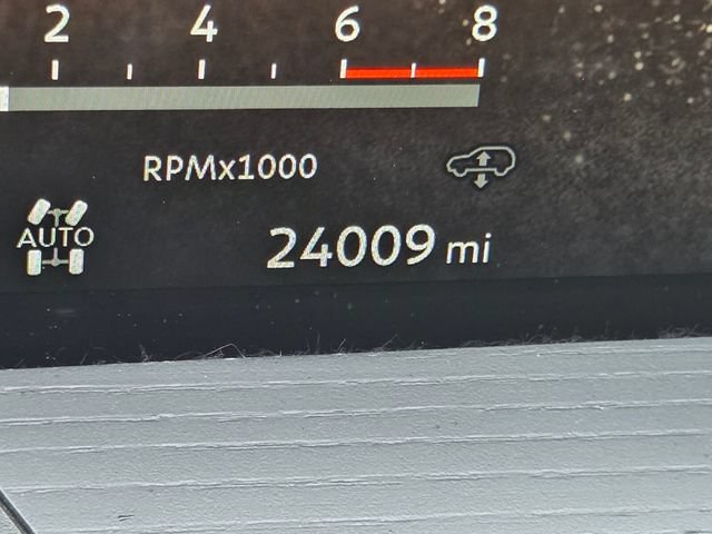 Certified 2025 INFINITI QX80 Sensory AWD/4WD image 33