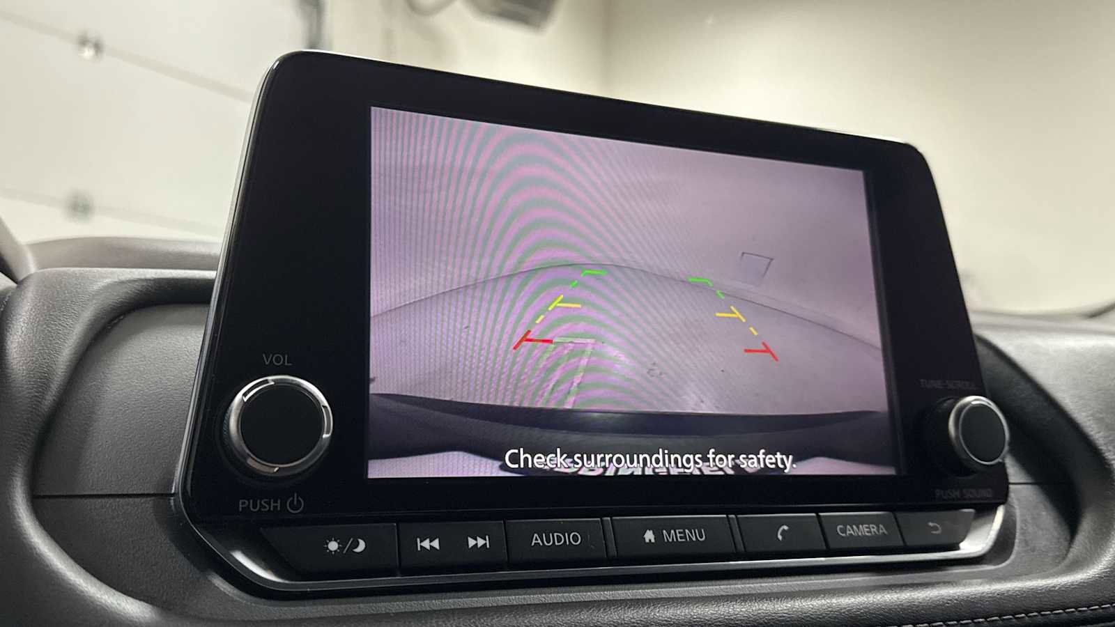 Used 2022 Nissan Rogue SV image 19