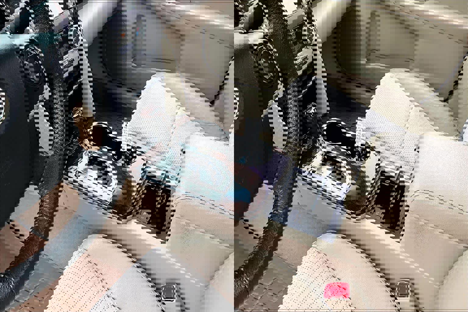 Used 2012 Toyota Camry XLE w/ Leather Pkg FWD image 17