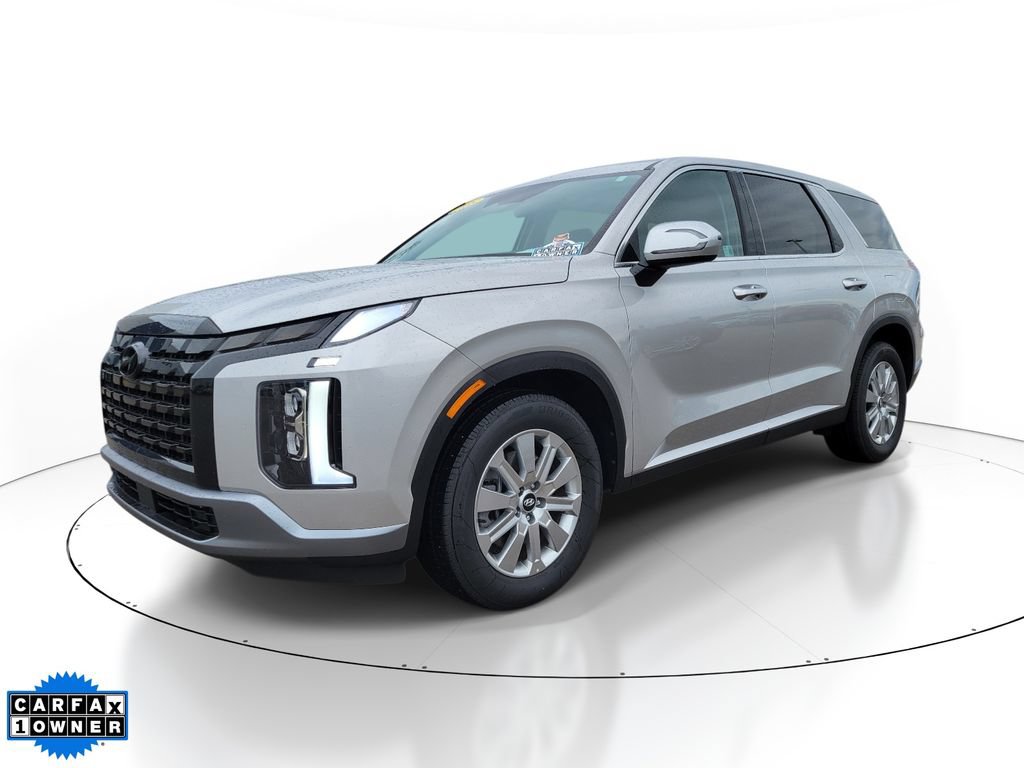 Used 2025 Hyundai Palisade SE AWD/4WD image 2