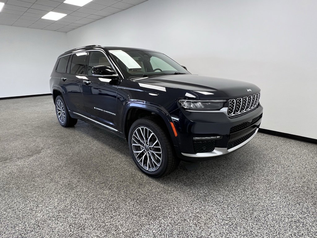 Used 2024 Jeep Grand Cherokee L Summit image 19
