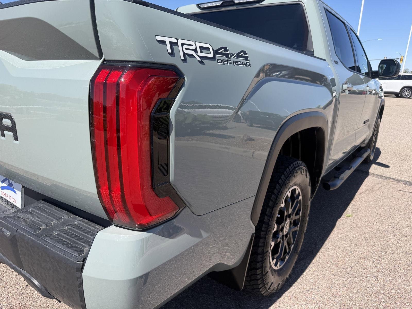 Used 2022 Toyota Tundra SR5 w/ TRD Off-Road Package AWD/4WD image 15