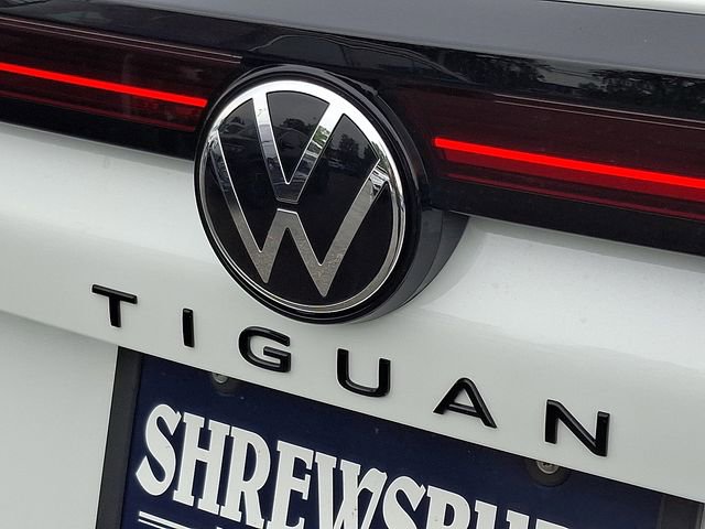 New 2026 Volkswagen Tiguan SE R-Line AWD/4WD image 12