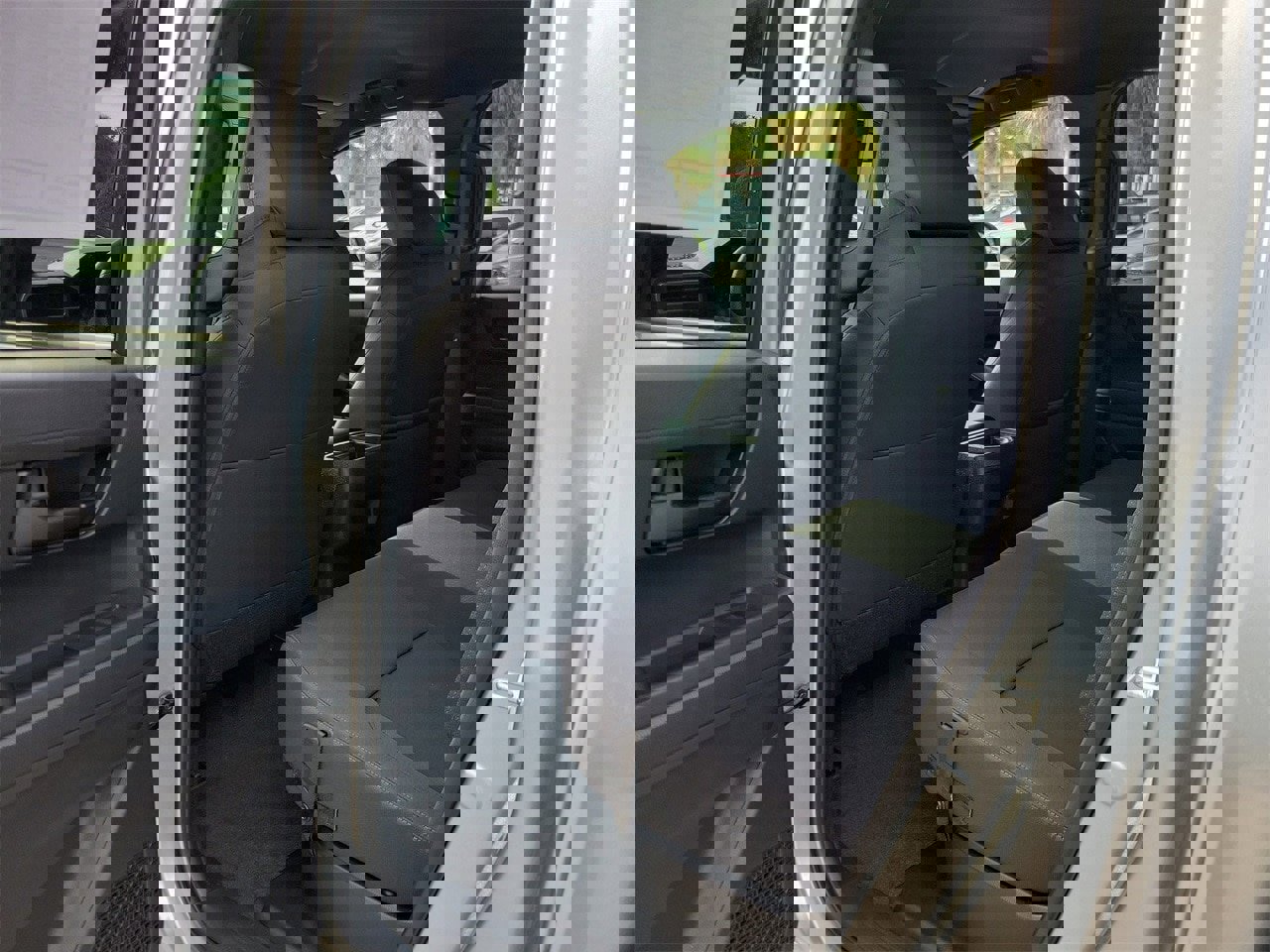 Used 2025 Toyota Tacoma SR image 8