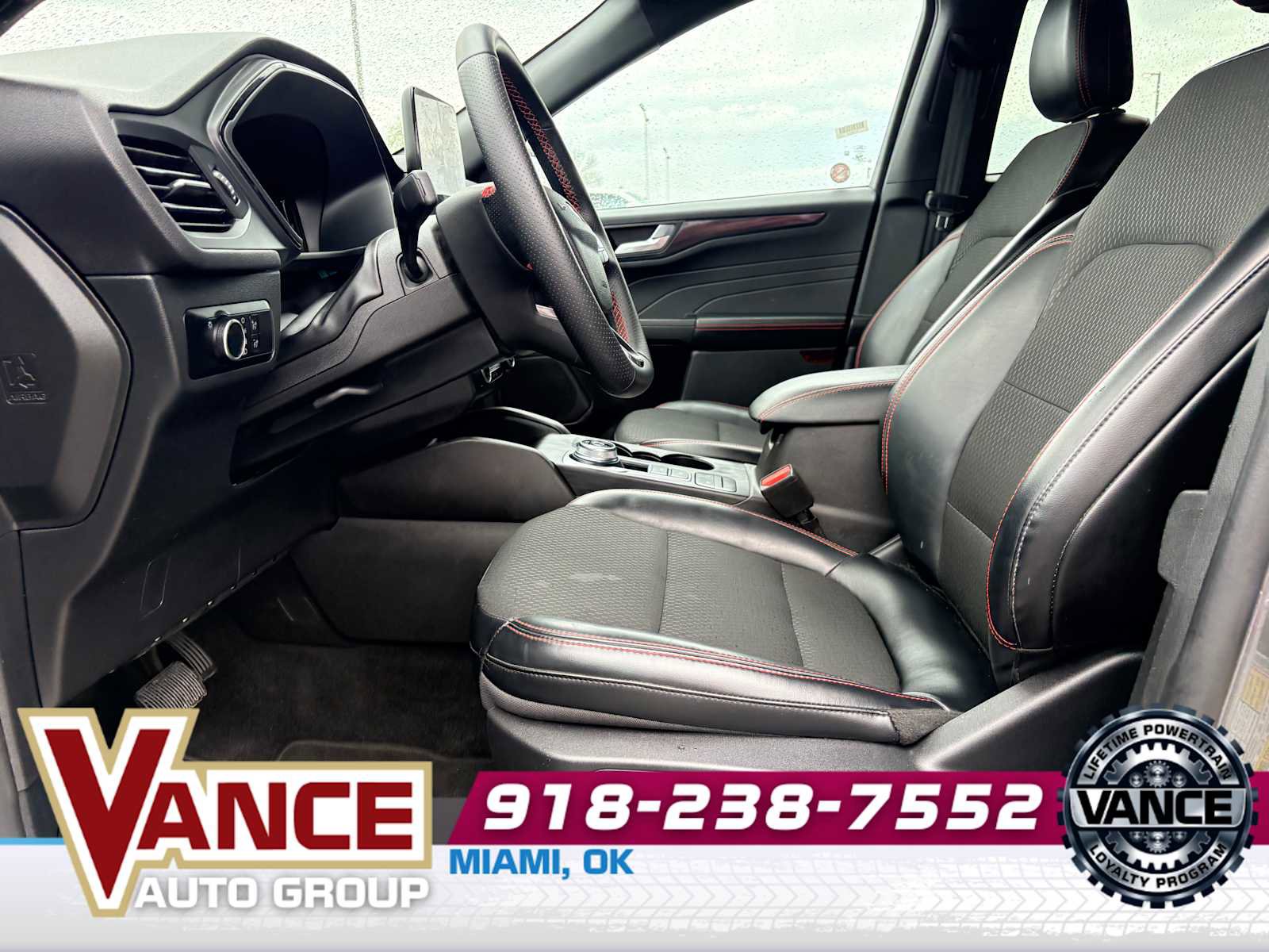 Used 2025 Ford Escape ST-Line image 11