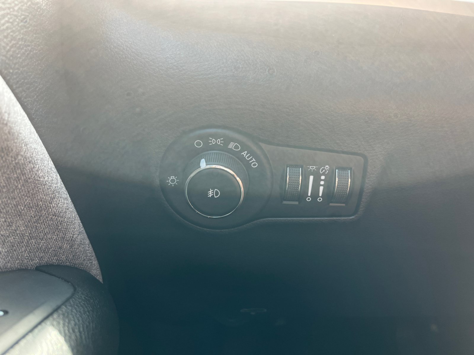 Certified 2023 Jeep Compass Latitude AWD/4WD image 20