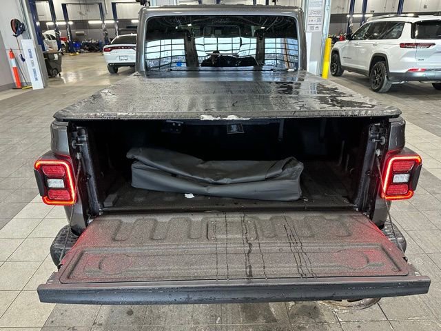 Used 2025 Jeep Gladiator Rubicon w/ Convenience Group image 10