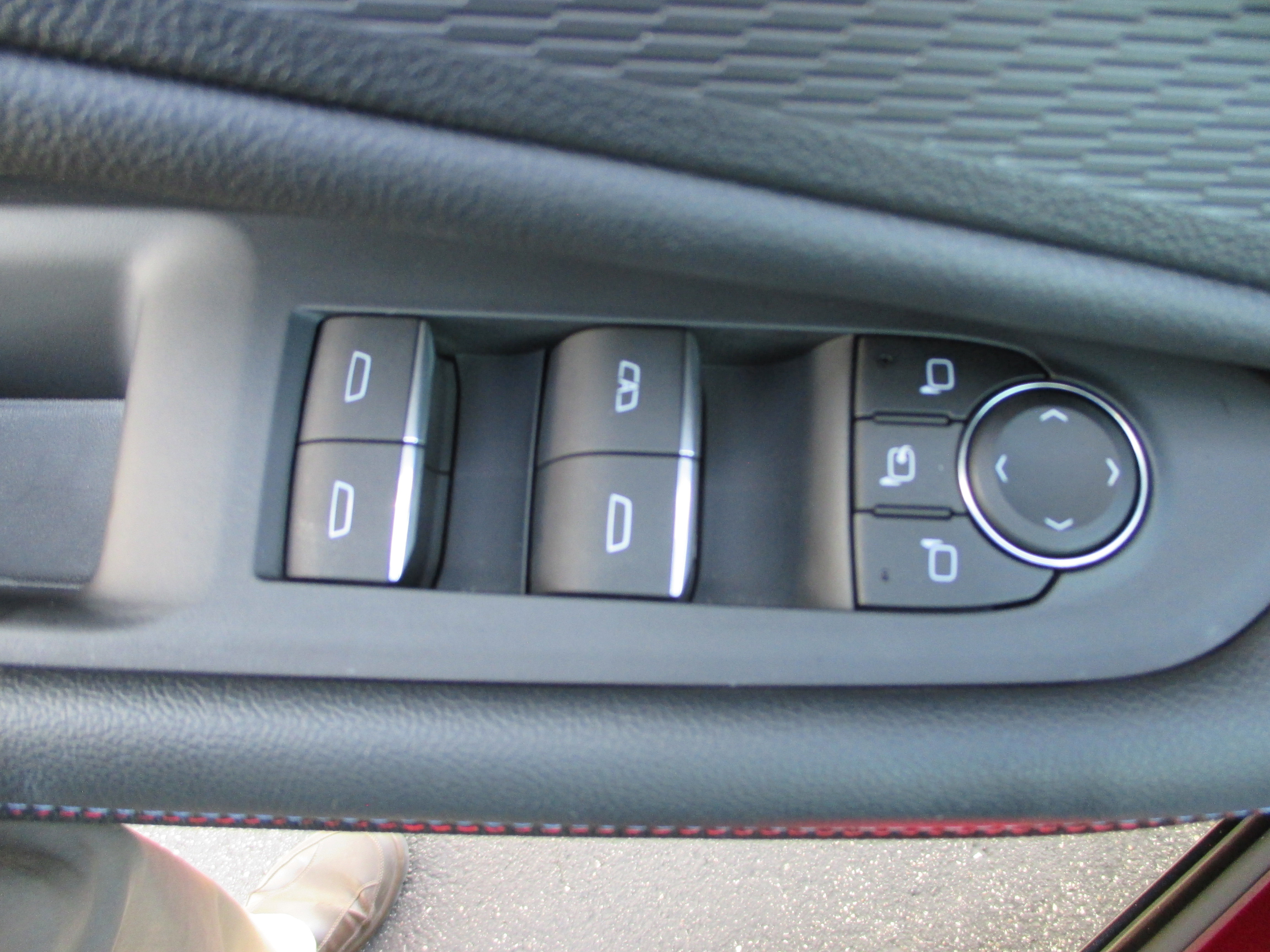 Used 2024 Chevrolet Blazer EV RS image 14