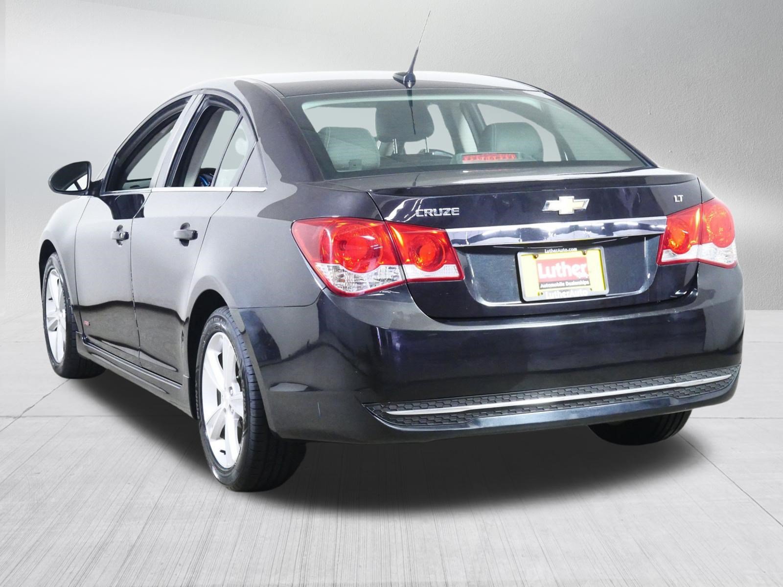 Used 2014 Chevrolet Cruze LT w/ RS Package FWD image 5