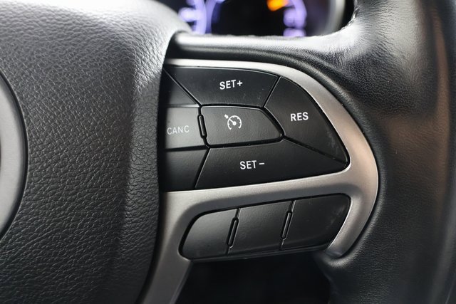 Used 2021 Jeep Grand Cherokee Limited image 12