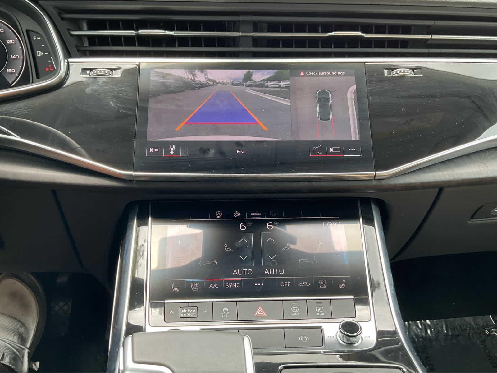 Used 2025 Audi Q8 Premium Plus AWD/4WD image 19