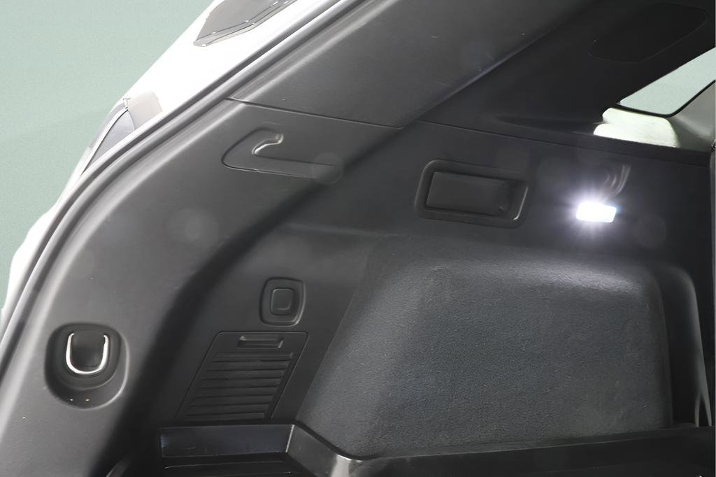 Used 2020 Cadillac XT5 Sportv w/ Platinum Package AWD/4WD image 31