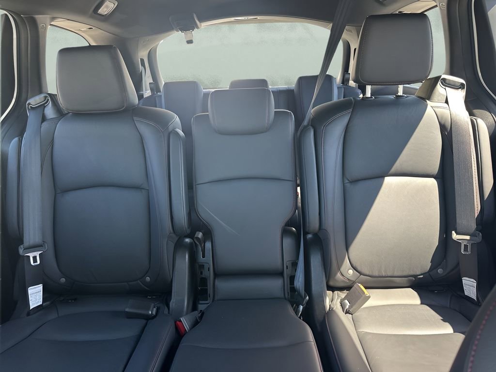 Used 2025 Honda Odyssey Sport-L image 13