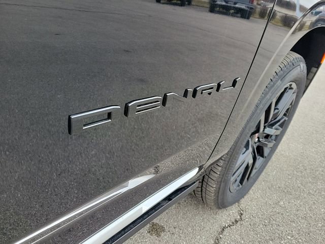 New 2024 GMC Yukon Denali w/ Advanced Technology Package image 8