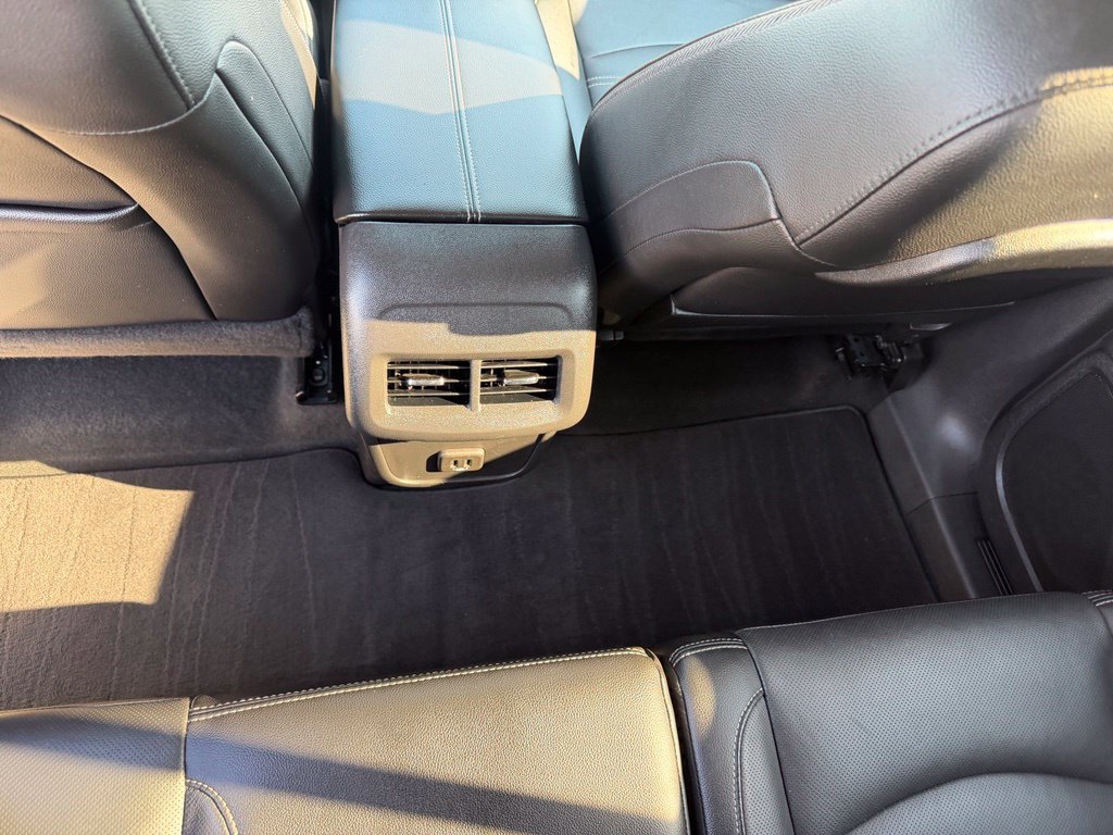 Used 2022 GMC Terrain Denali w/ Black Diamond Edition AWD/4WD image 24