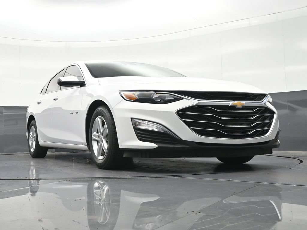 Used 2024 Chevrolet Malibu LS FWD image 29