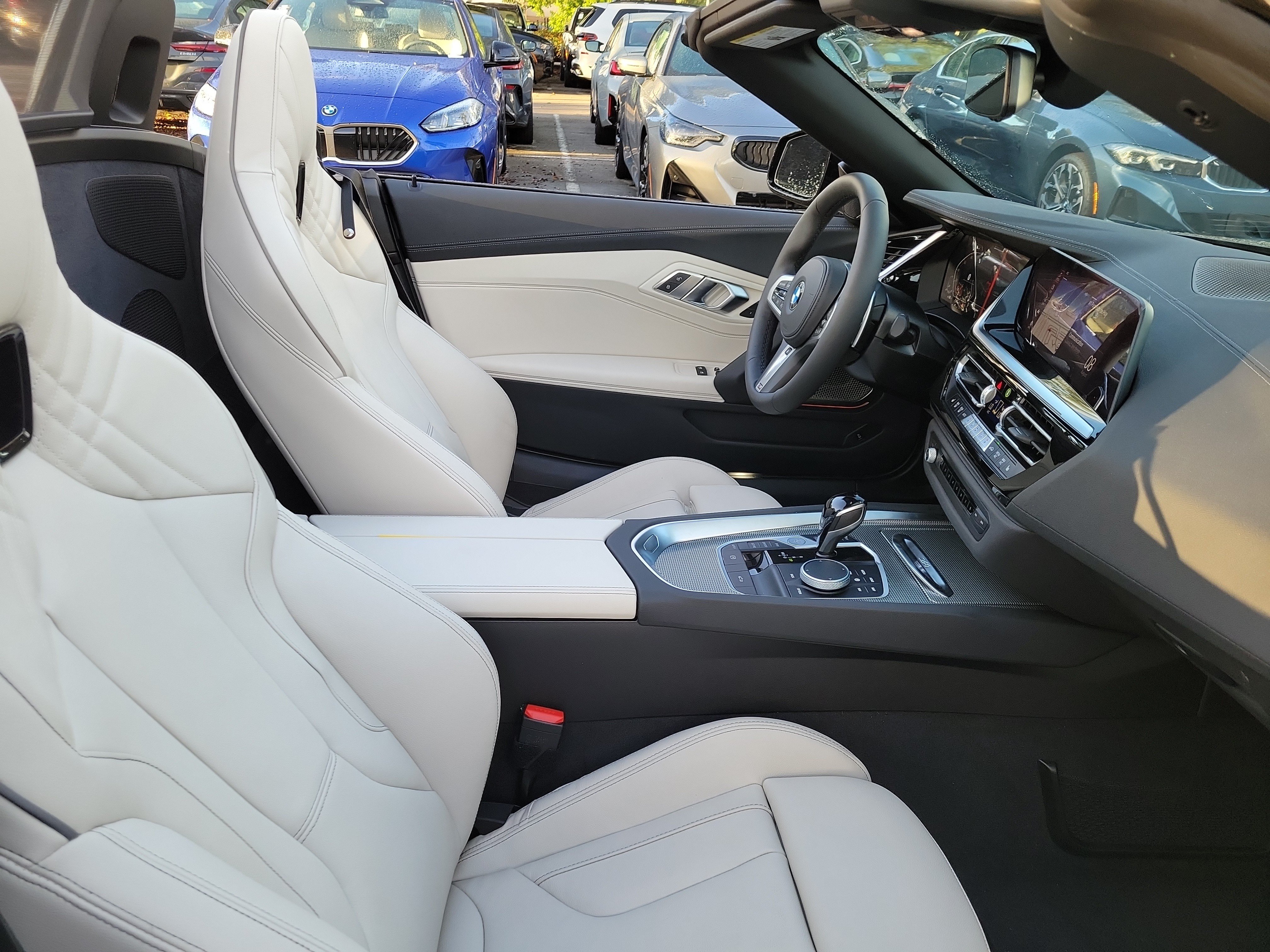New 2026 BMW Z4 sDrive30i w/ Shadowloine Package RWD image 8