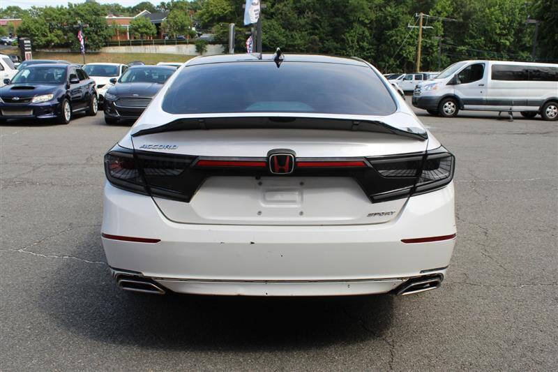 Used 2019 Honda Accord Sport image 4