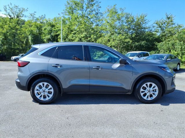 Used 2024 Ford Escape Active AWD/4WD image 4