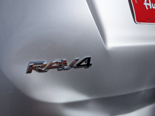 Used 2015 Toyota RAV4 Limited w/ Technology Package image 27