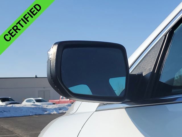 Certified 2017 Chevrolet Malibu LT image 35