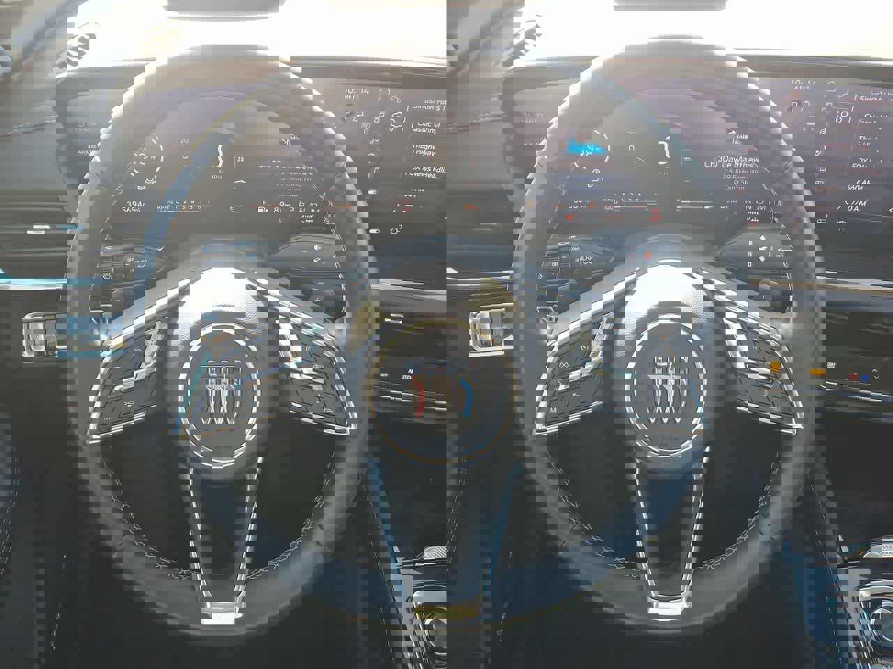 Used 2024 Buick Envision Preferred image 22