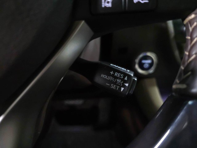 Used 2018 Lexus RX 450h AWD w/ Luxury Package image 23