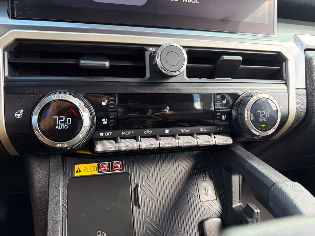 Used 2026 Toyota Tacoma TRD Sport w/ TRD Sport Premium Package AWD/4WD image 14