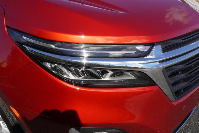 Used 2024 Chevrolet Equinox LT w/ LPO, Floor Liner Package image 33