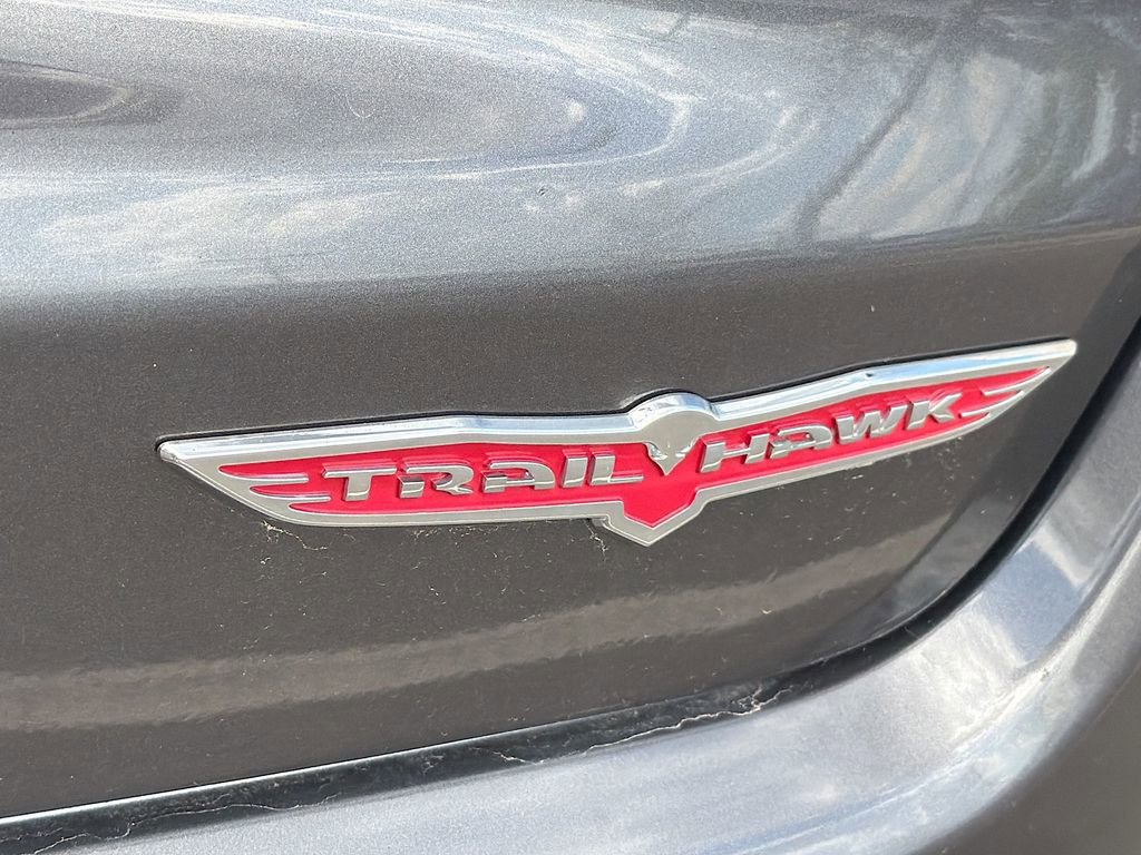 Used 2020 Jeep Compass Trailhawk image 32