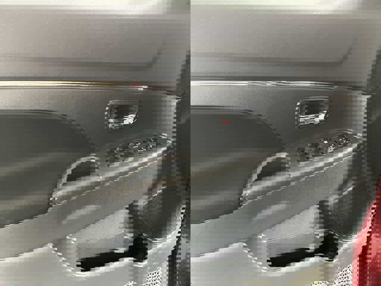 Used 2025 Mitsubishi Outlander Sport LE image 13