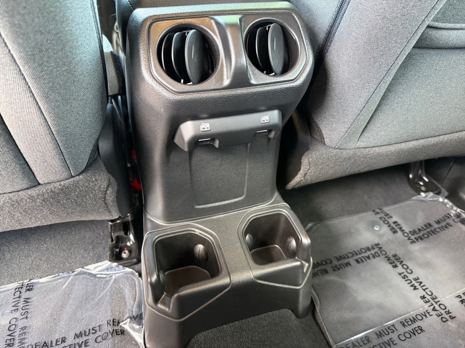 Used 2024 Jeep Wrangler Unlimited Sport AWD/4WD image 16