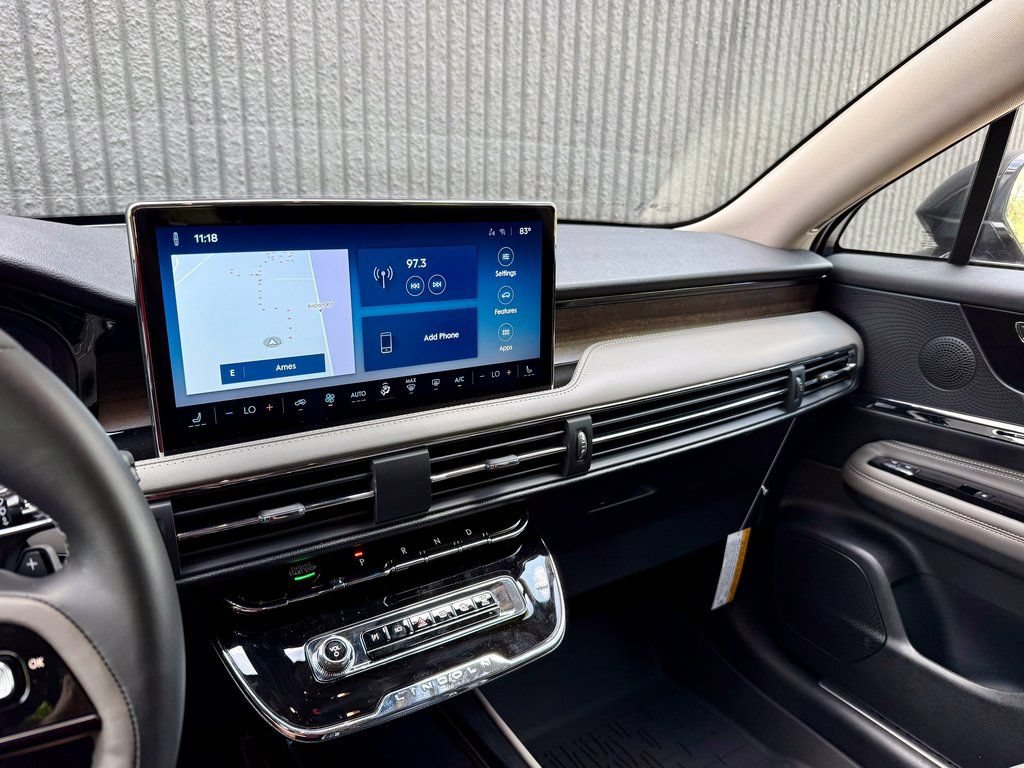 New 2025 Lincoln Corsair Grand Touring AWD/4WD image 23