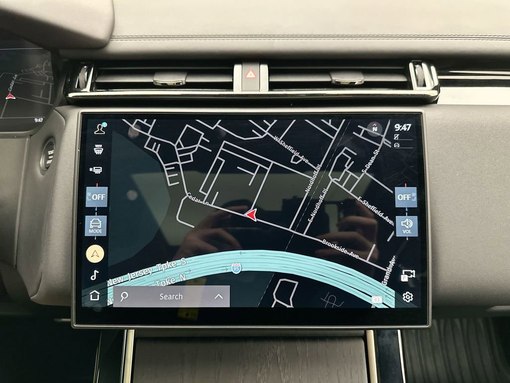 Used 2026 Land Rover Range Rover Velar Dynamic SE image 29