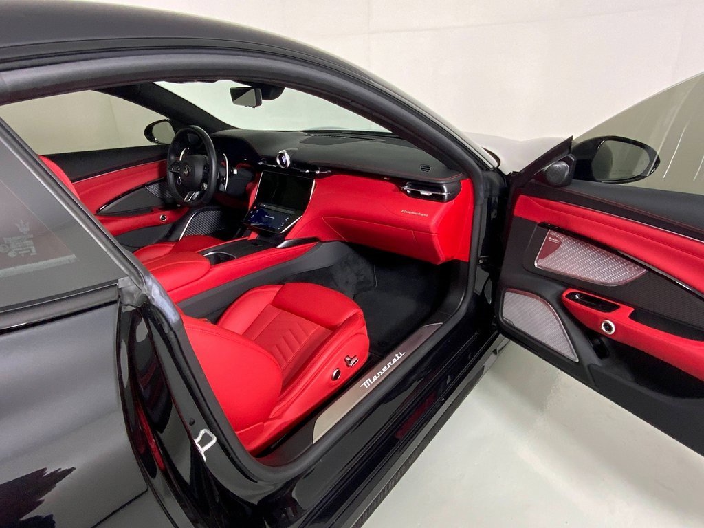 Used 2024 Maserati GranTurismo Trofeo image 37