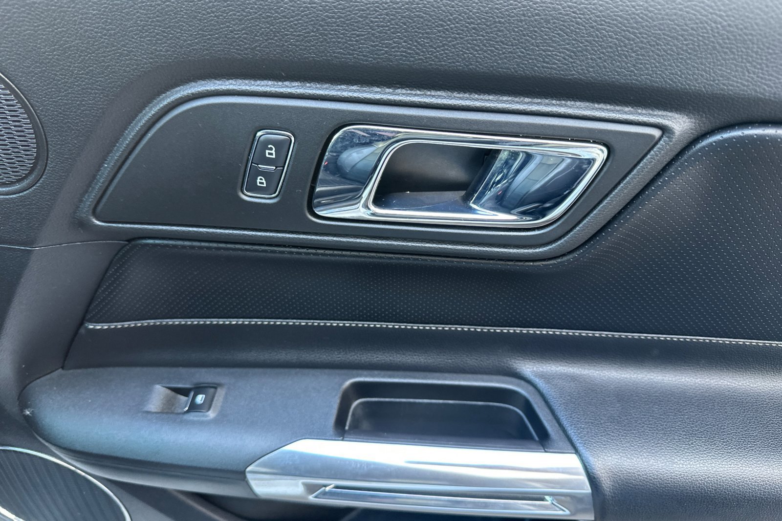 Used 2015 Ford Mustang GT Premium w/ GT Performance Package image 20