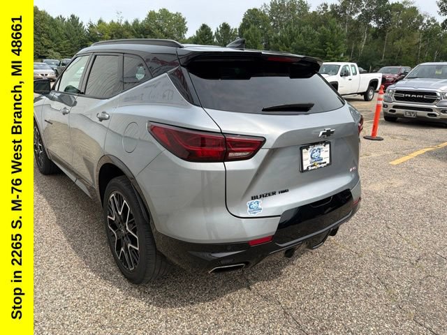 Used 2024 Chevrolet Blazer RS w/ Driver Confidence II Package AWD/4WD image 8