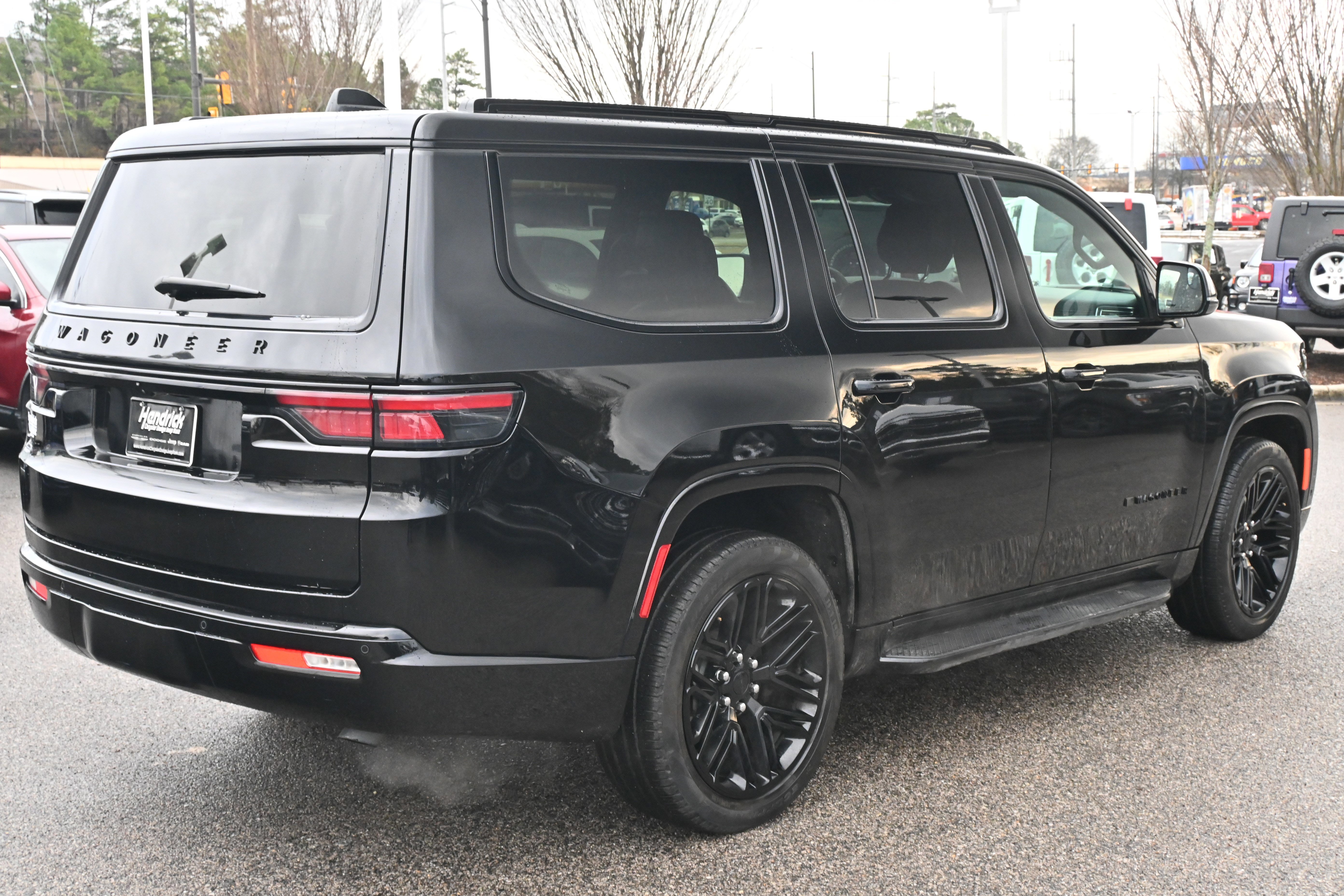 Used 2024 Jeep Wagoneer Series II image 17