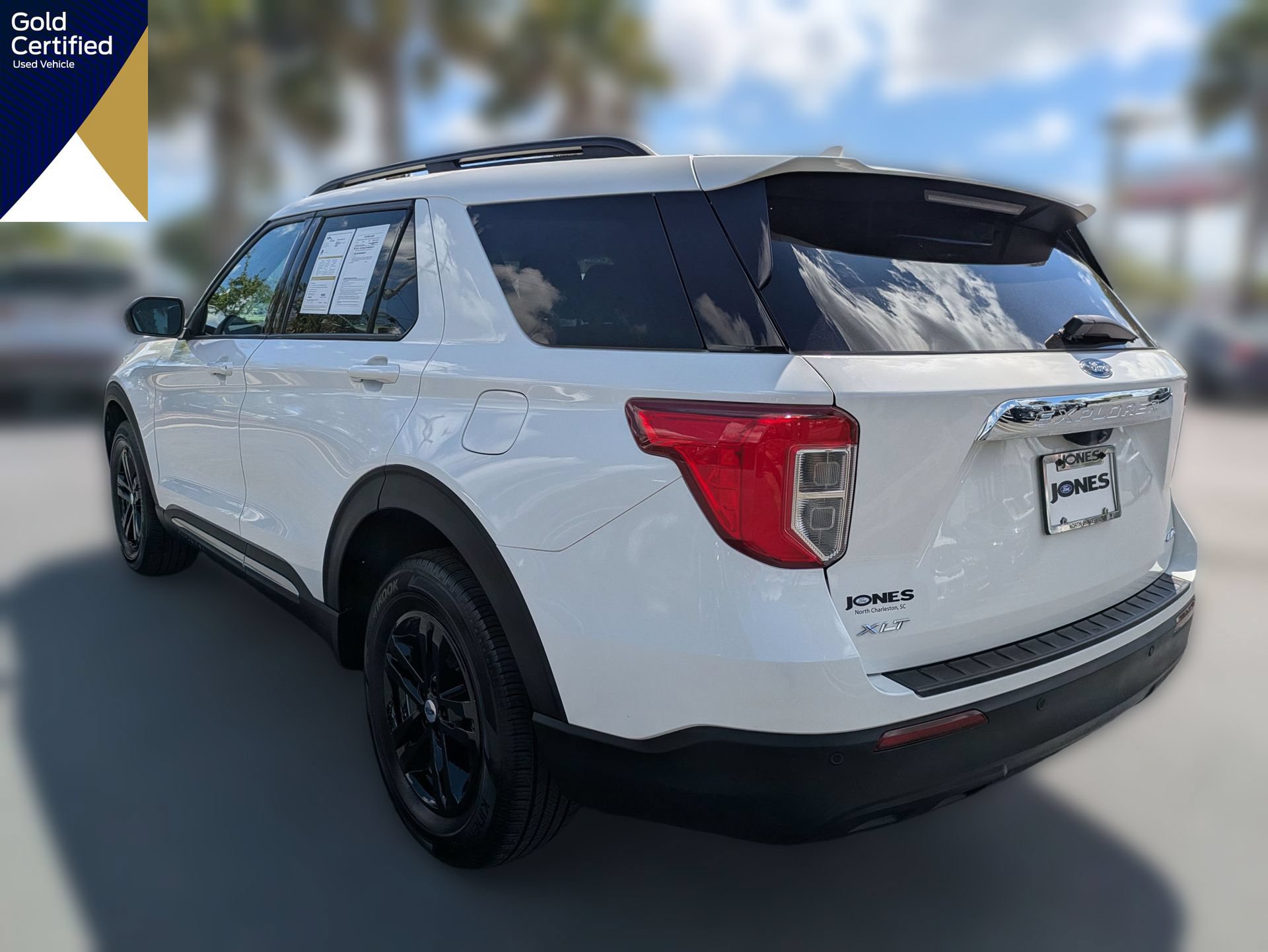 Certified 2023 Ford Explorer XLT AWD/4WD image 9