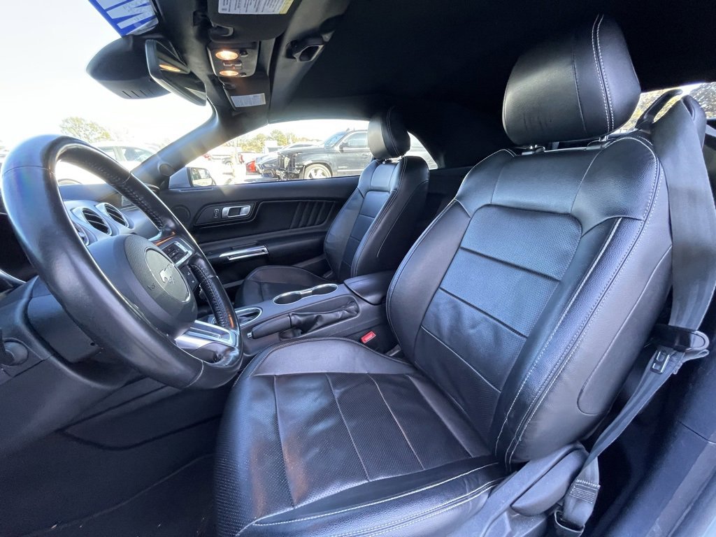 Used 2022 Ford Mustang Premium image 22