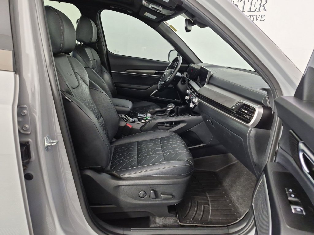 Used 2023 Kia Telluride EX X-Line AWD/4WD image 37