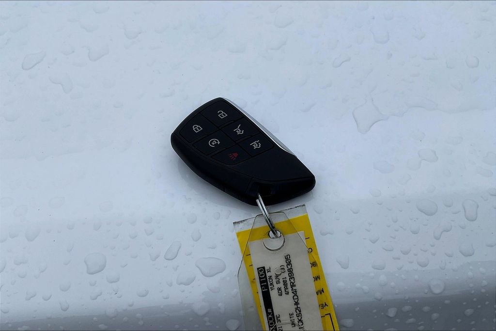 Used 2021 GMC Yukon XL AT4 w/ AT4 Premium Package image 36