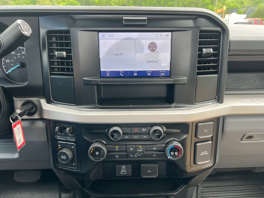 New 2025 Ford F550 4x4 Regular Cab Super Duty w/ XL Chrome Package image 20