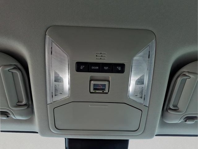Used 2022 Toyota RAV4 XLE AWD/4WD image 20