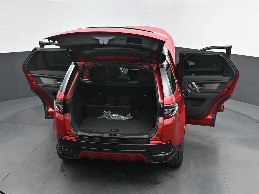 New 2026 Land Rover Discovery Sport Landmark AWD/4WD image 40