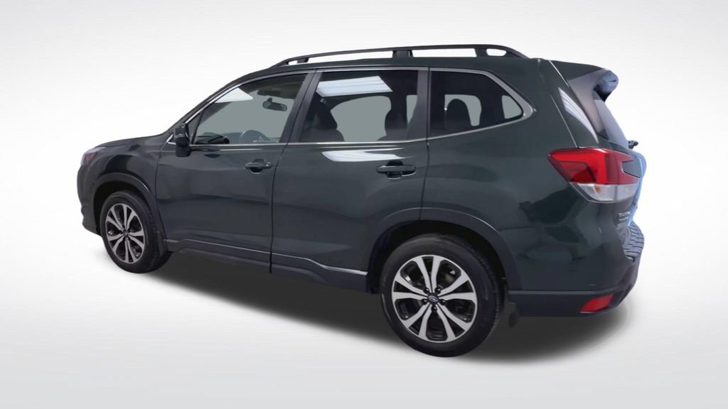 Used 2023 Subaru Forester Limited AWD/4WD image 6